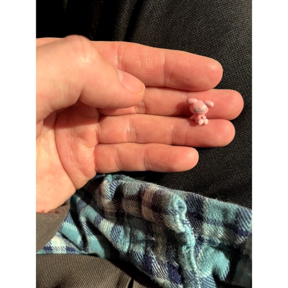 Sanrio Hello Kitty Baby Rabbit Micro Figure - Picture 2 of 2